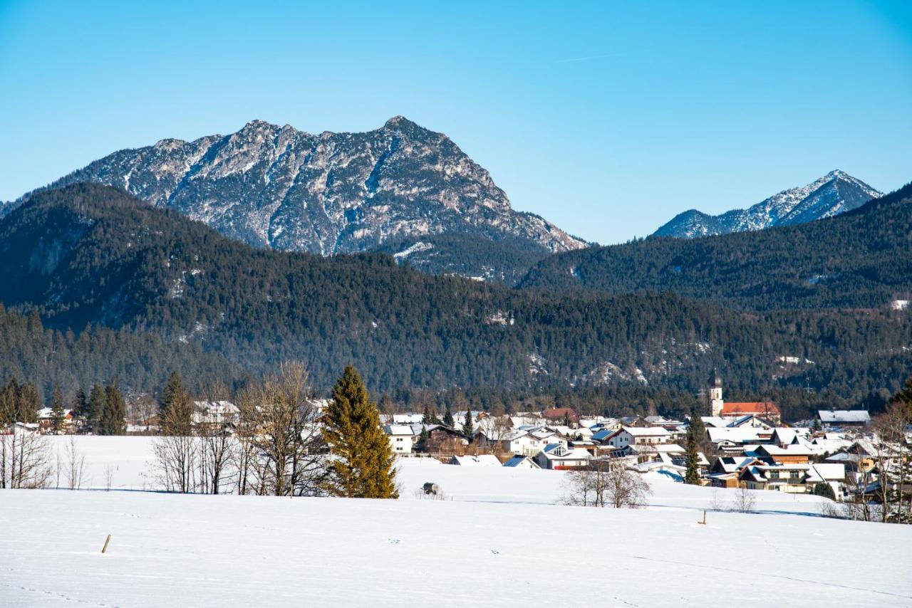 Ferienhaus Oberhof Weissenbach am Lech Exterior foto